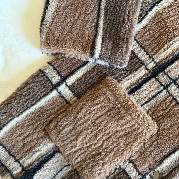 RARE Dôen Heirloom Easton Coat in Charcoal Sierra Plaid - Picture 4 of 16